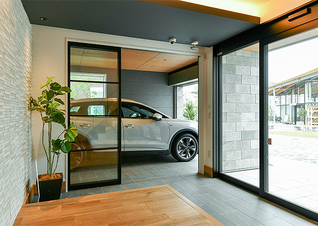 ����/�C���i�[�K���[�W